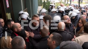 Nova koškanja ispred suda